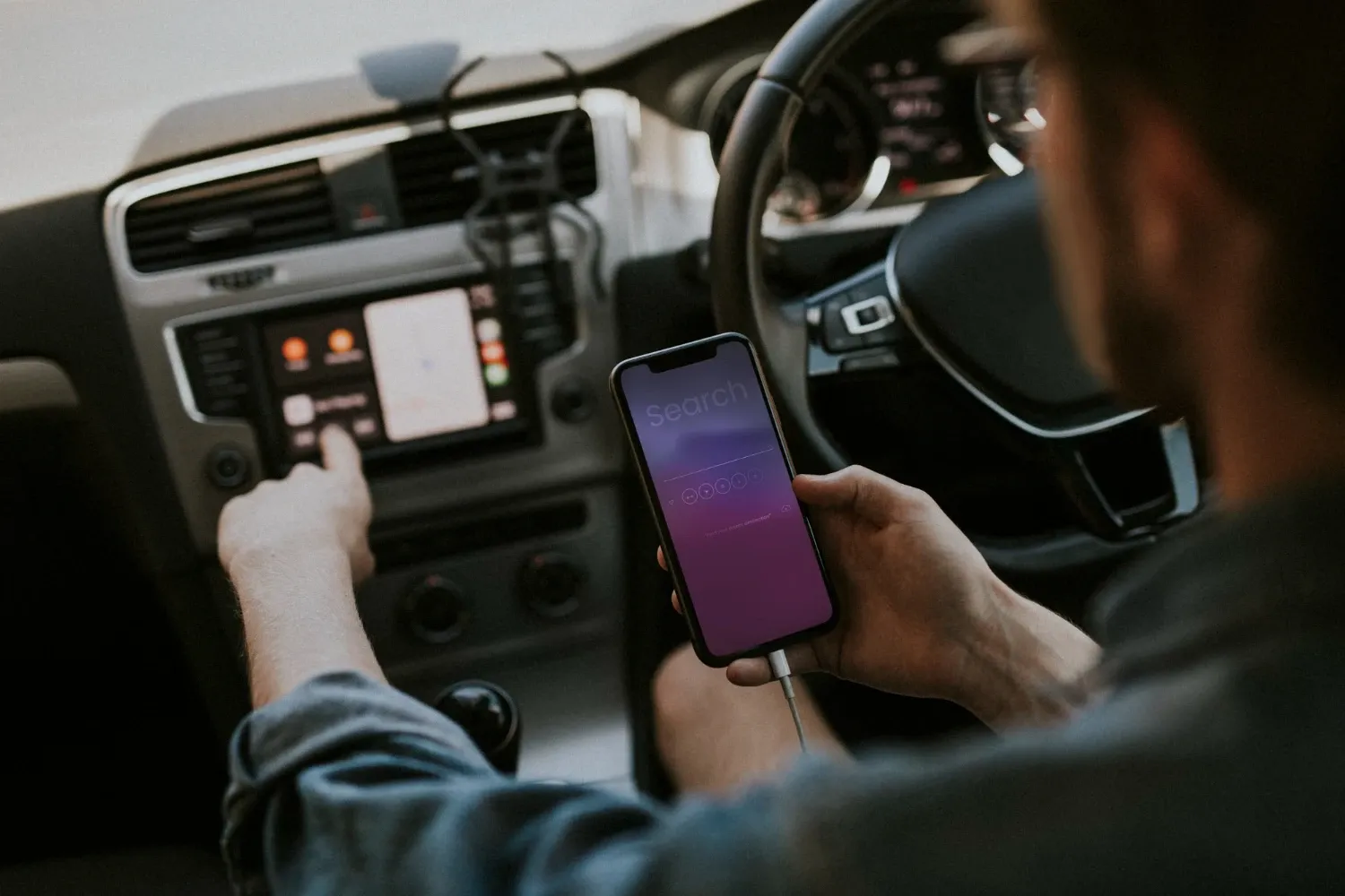 Infotainment senza cavi: imposta CarPlay/Android Auto wireless al meglio